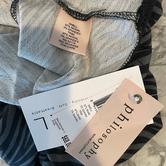 PHILOSOPHY Long Sleeve Cozy Cheetah Print Top - Small - Picture 3 of 3